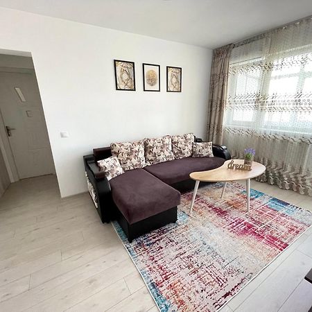 Elite Apartment Targoviste Ngoại thất bức ảnh