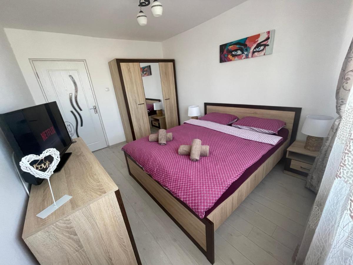 Elite Apartment Targoviste Ngoại thất bức ảnh