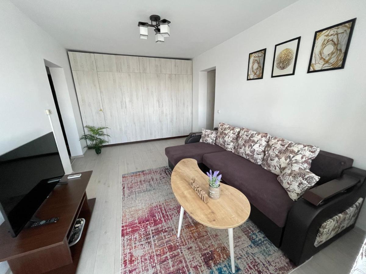 Elite Apartment Targoviste Ngoại thất bức ảnh