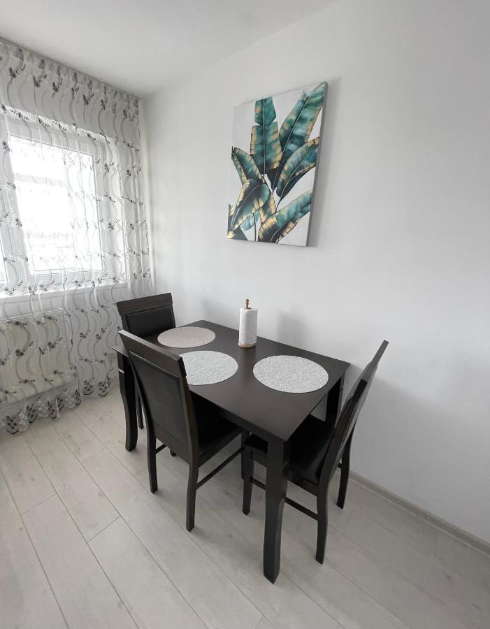 Elite Apartment Targoviste Ngoại thất bức ảnh