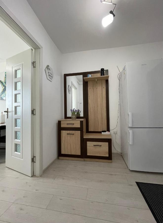 Elite Apartment Targoviste Ngoại thất bức ảnh